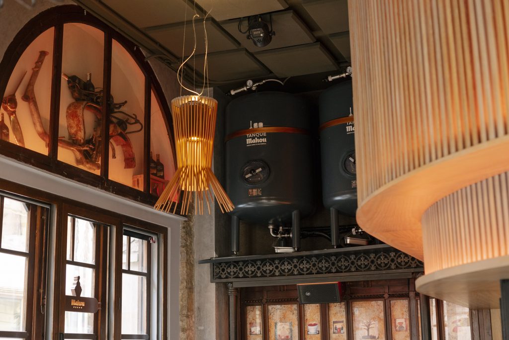 Curras-Studio-La-Naviera-01-Junio2022-by-Special-Thanks-Studios-_8795_1