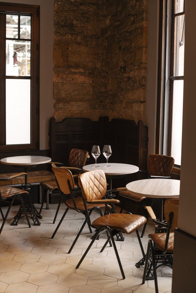 Curras-Studio-La-Naviera-01-Junio2022-by-Special-Thanks-Studios-_8827