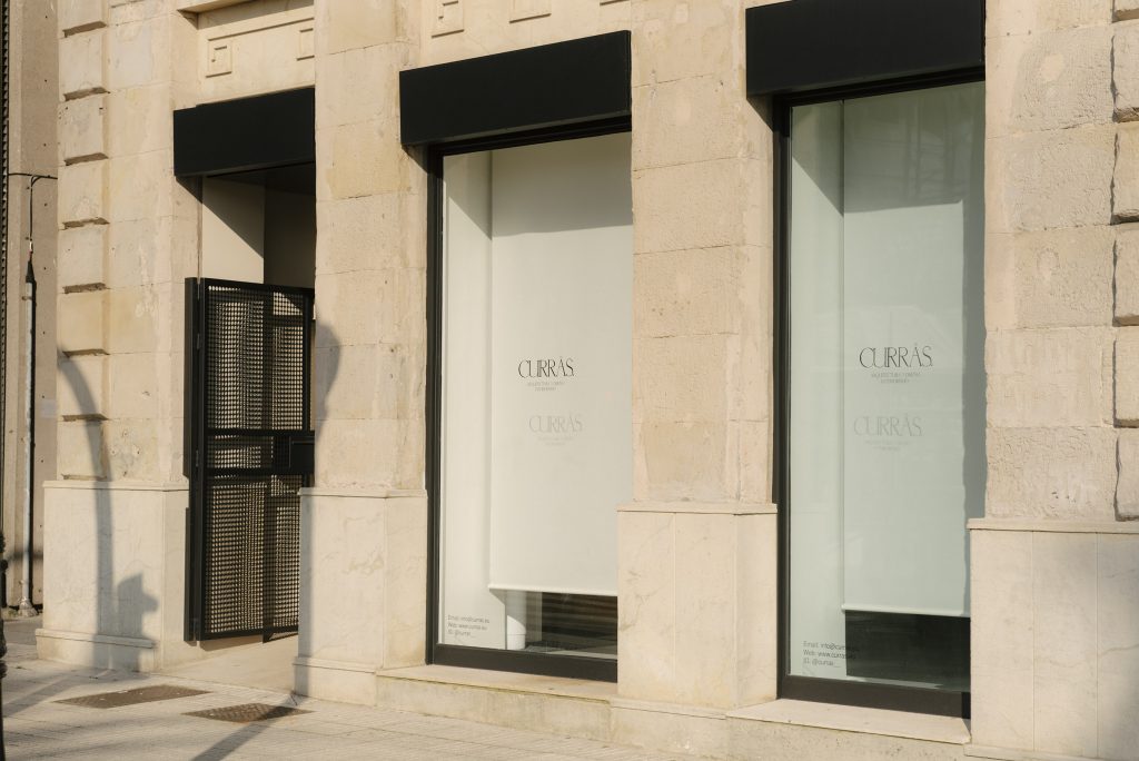 Curras-estudio-gijon-mayo2022-by-Special-Thanks-Studios-_2113