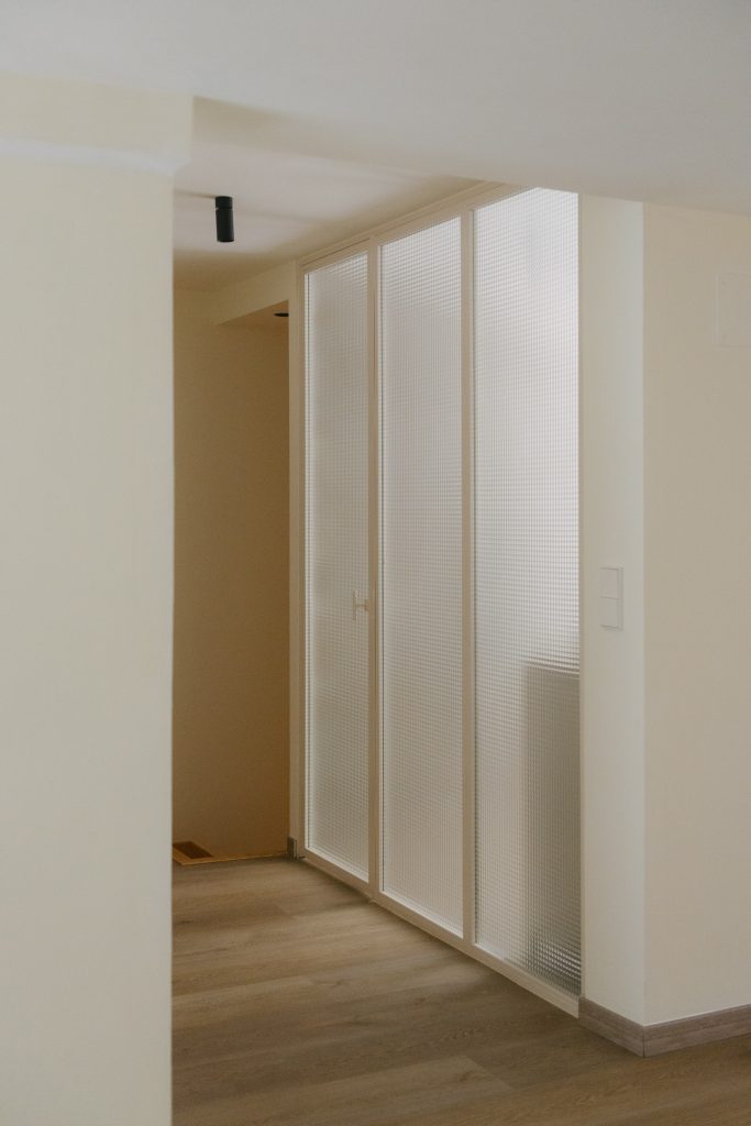 _PISO-BAJO GIJON-by-Special-Thanks-Studios-0898