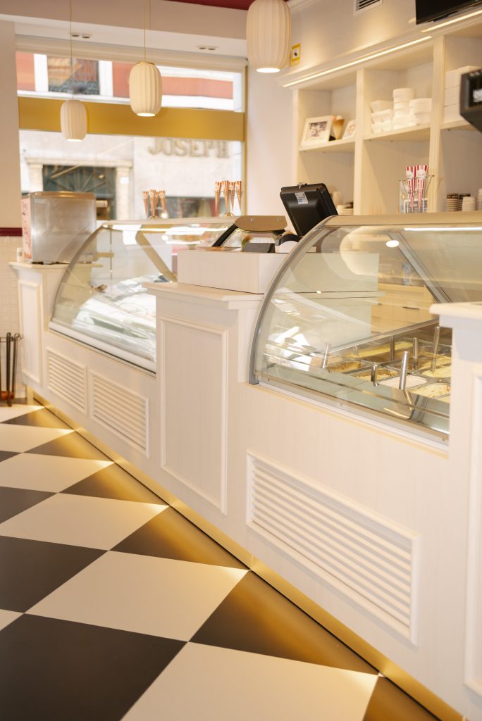 Verdu-curras-arquitectura-gijon-mayo2022-by-Special-Thanks-Studios-_3189